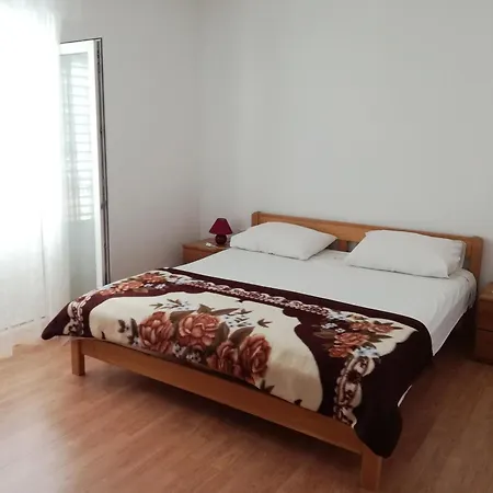 Apartment Bor